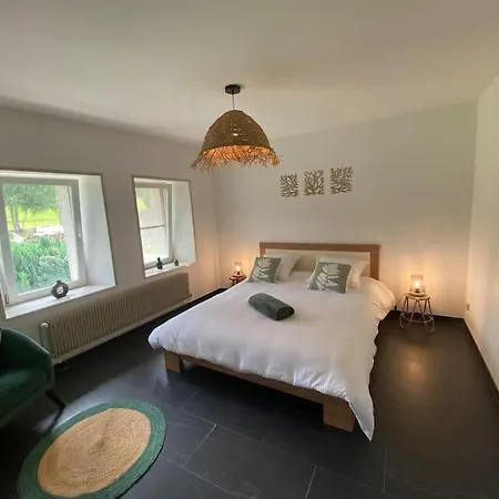 Holiday home Le De L'arbre